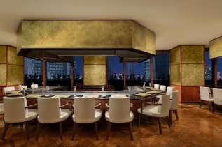 鉄板焼「那古亭」