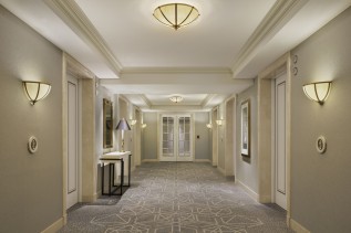 エレベーターホール