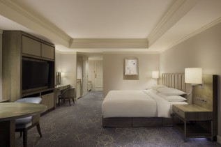 デラックスダブル