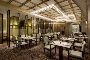 中国料理「梨杏」