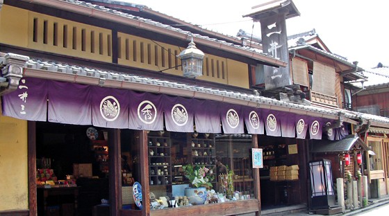 二寧坂、産寧坂を散策