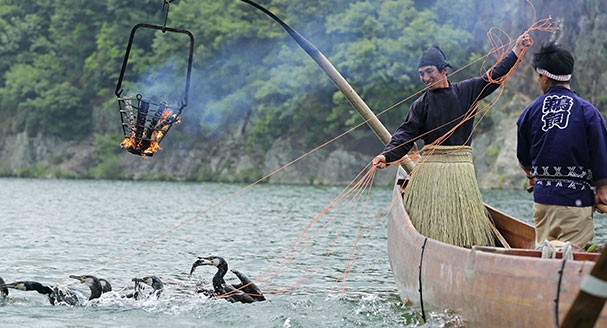 木曽川鵜飼（昼の鵜飼観覧船プラン）