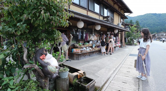 白川郷を散策