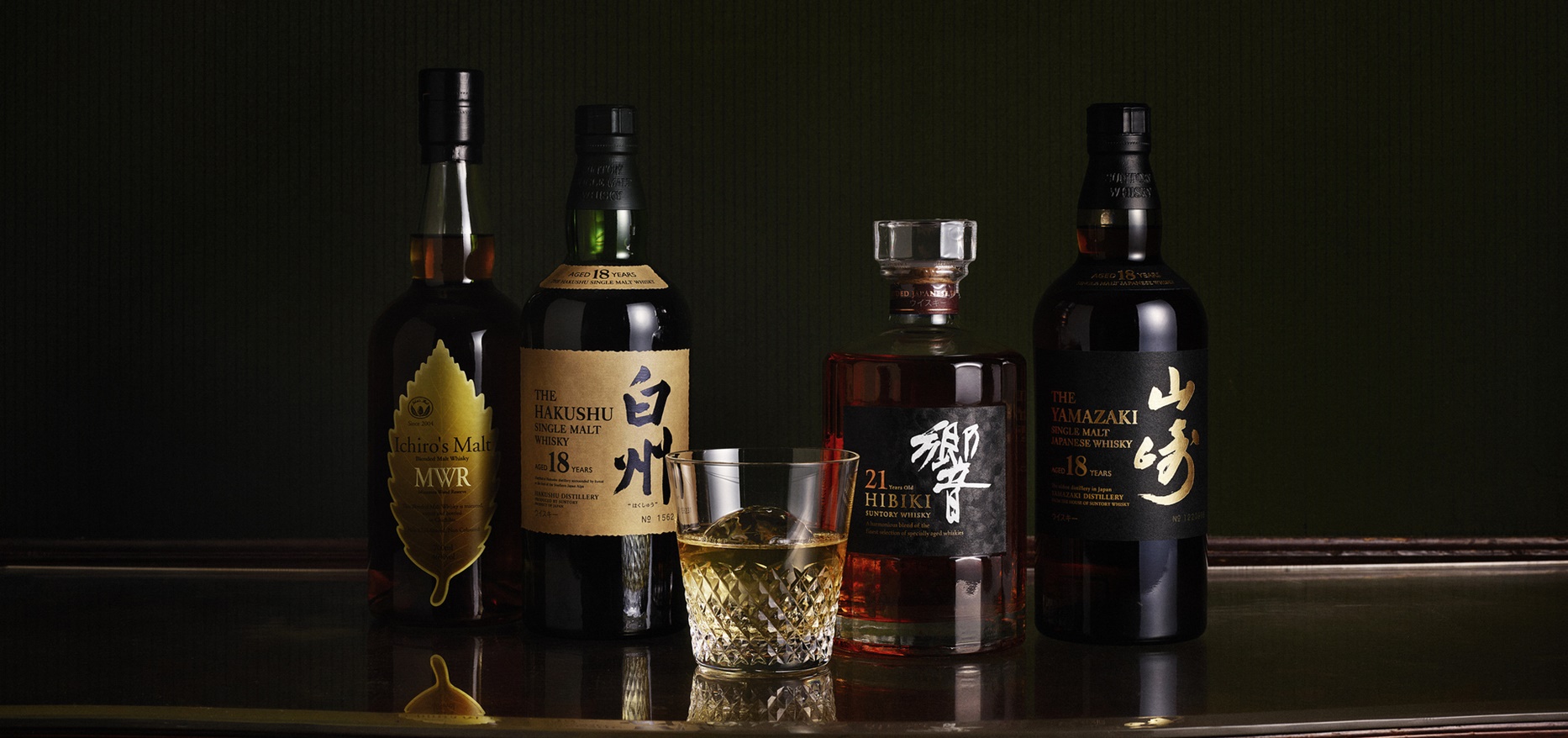 銘酒の数々とオリジナルカクテル