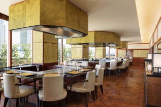 鉄板焼「那古亭」