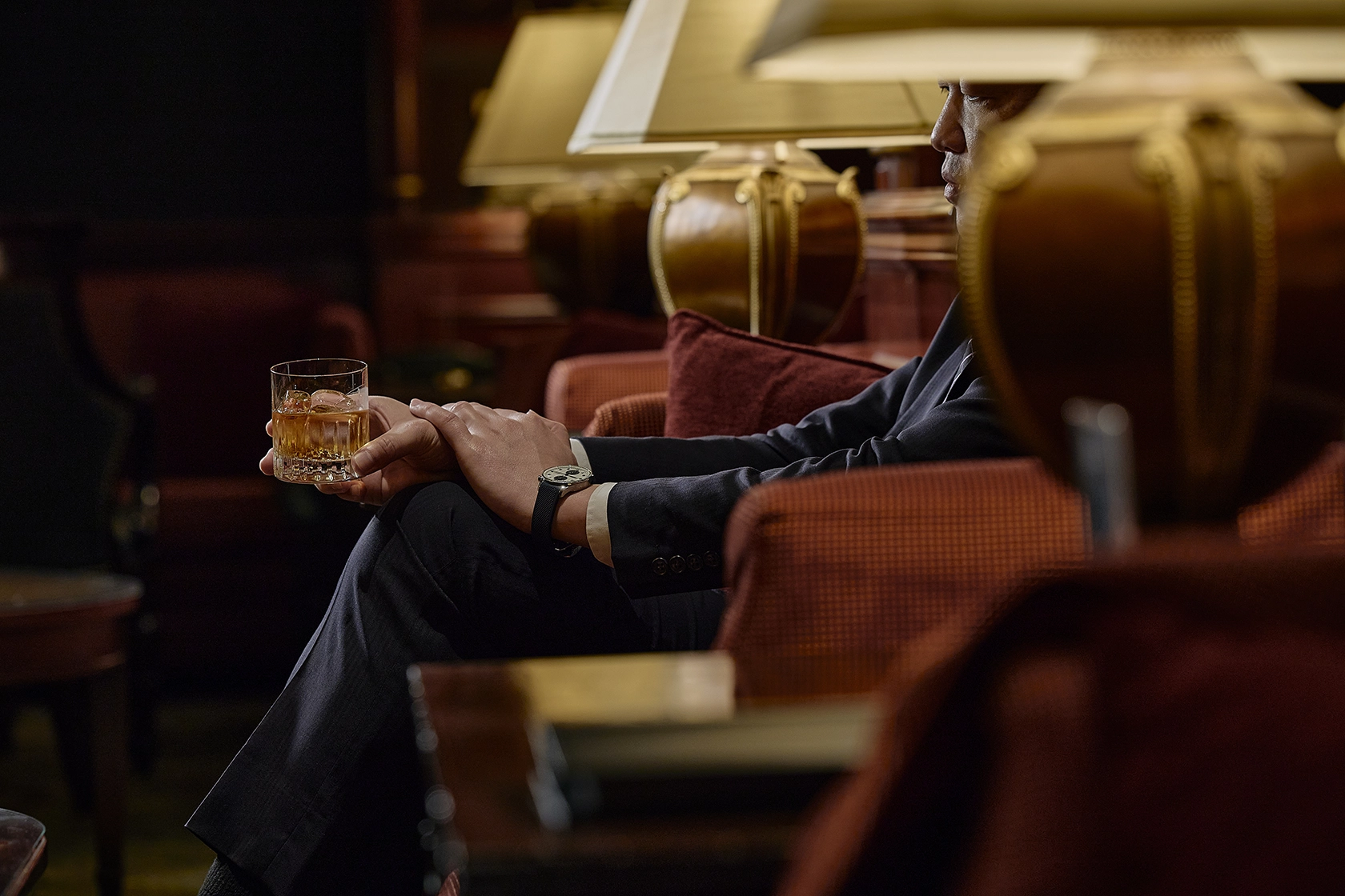 メインバー エストマーレ