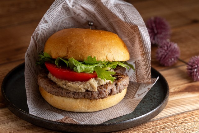 トリュフ風味の茸バーガー