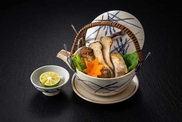 京都つる家 松茸会席￥8,500　※写真はイメージです