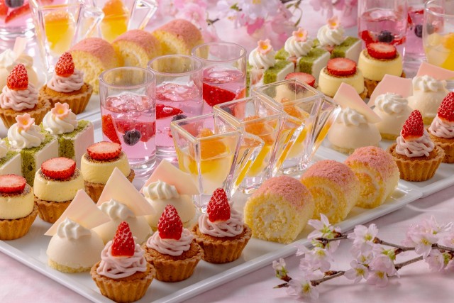 桜香る、パティシエ渾身のスイーツコレクション