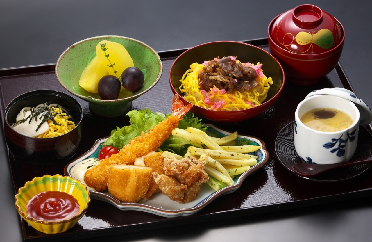 お子様料理 : ディナー | 日本料理 華雲 | 飛騨高山 ホテルアソシア