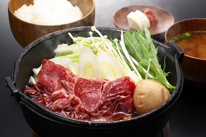 飛騨牛すき煮鍋御膳