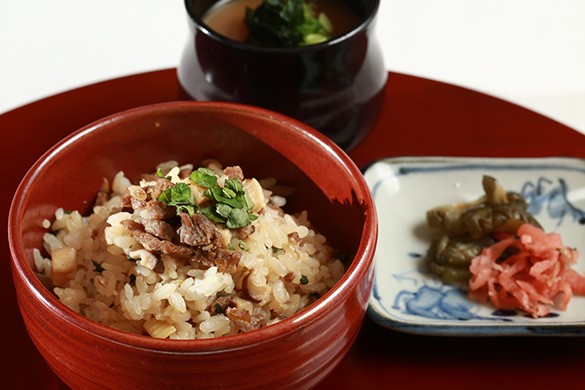 飛騨の荏胡麻大葉風味のガーリックライス