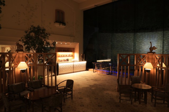 ラウンジ シーナリー