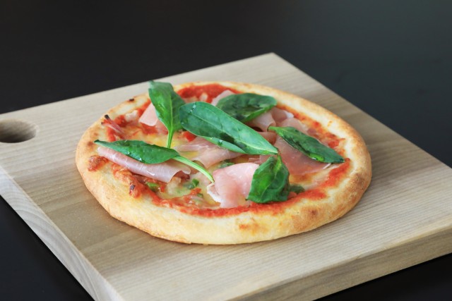 ミックスピザ　　￥2,400