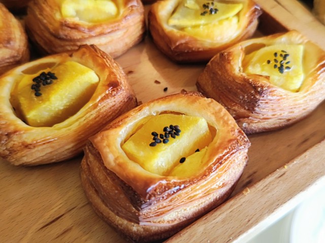 季節のデニッシュ