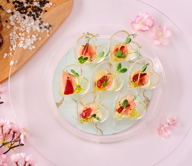 苺のカプレーゼ