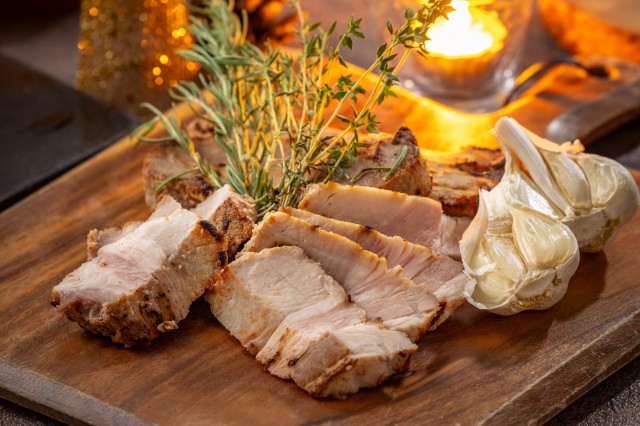 ポークのコンフィ 和風バターフレーバーソース