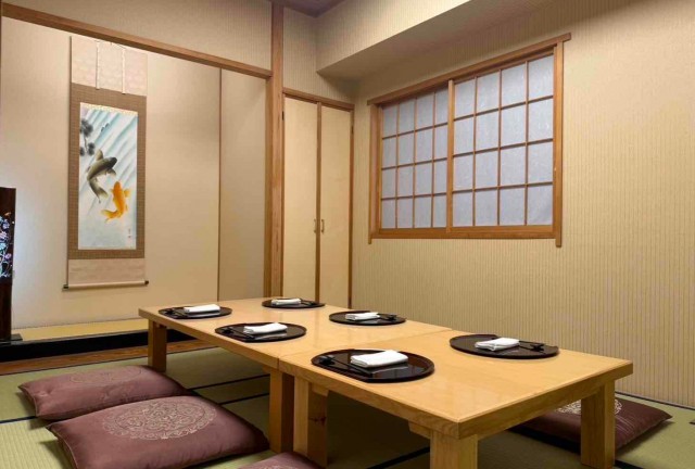 小部屋お座敷２部屋「こすもす・あじさい」