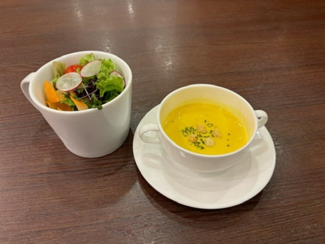 ランチセット（サラダ・スープ）　＋￥350