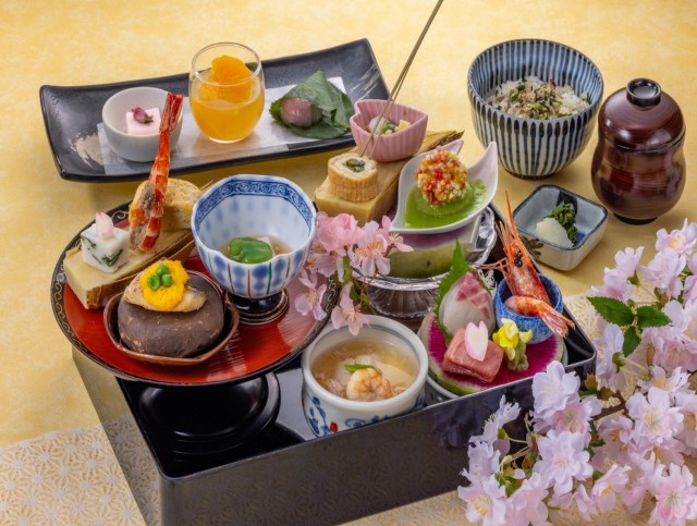 穂のはな彩り弁当　¥3,400