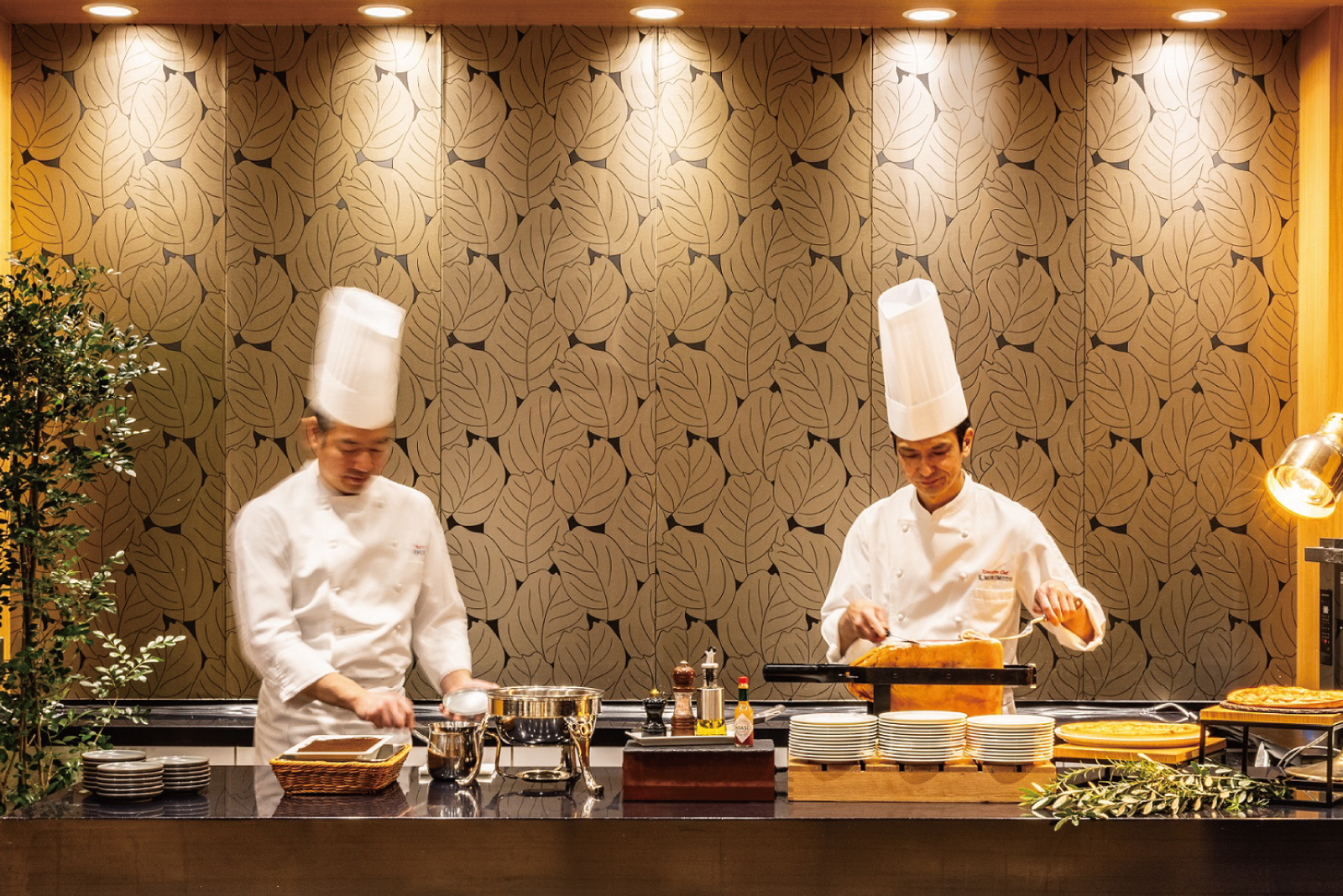 出来立てを味わうライブキッチン