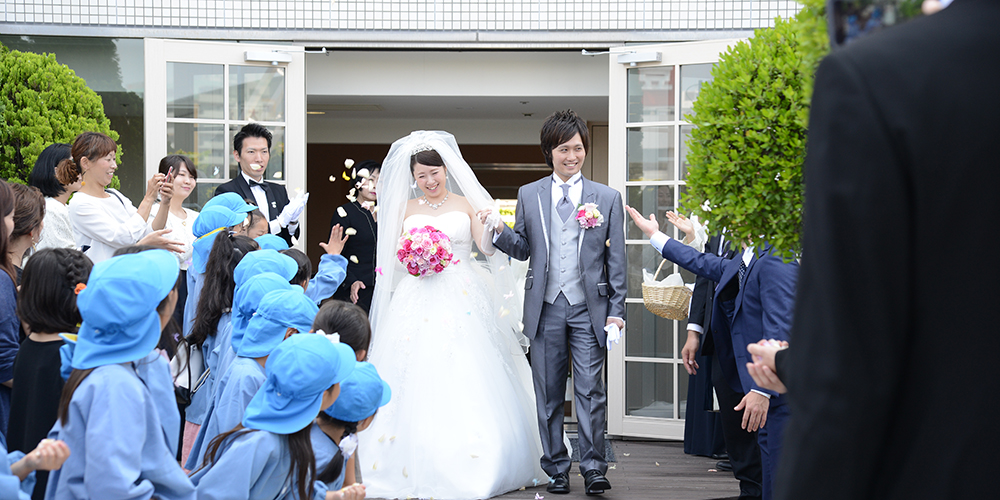 HIROSHI & MAI